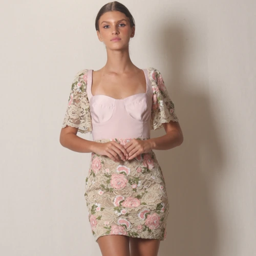 Vestido Curto Romântico Princess