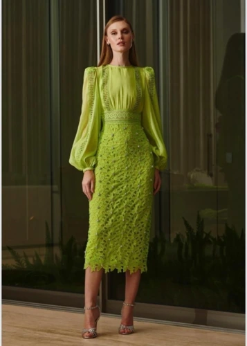 Vestido Midi  GUIPURE TELA FLOR
