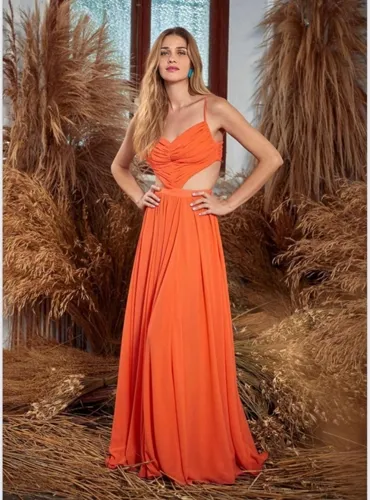 Vestido longo Busto drapeado – Um Toque de Cor e Elegância