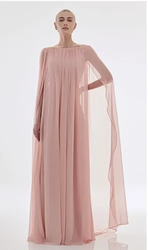 Vestido amplo ombro a ombro