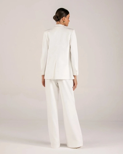 O Conjunto Branco com Blazer
