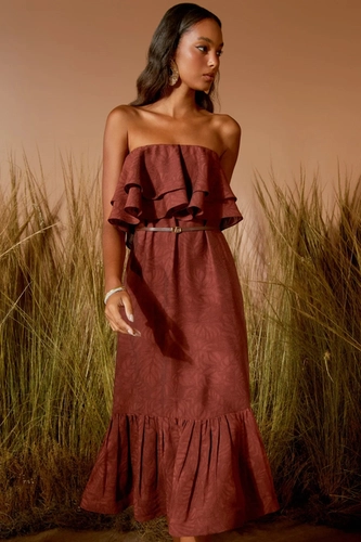 Vestido Midi Babados