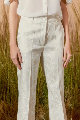 Calça Reta Lily Agilita